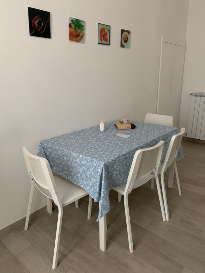 La Porta Di Carmy Apartment Naples Exterior photo
